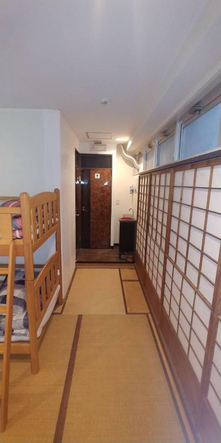 Owl House Asakusa Hostel Tokyo Exterior photo